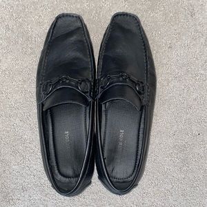 Kenneth Cole Theme Bit Detail Driver.